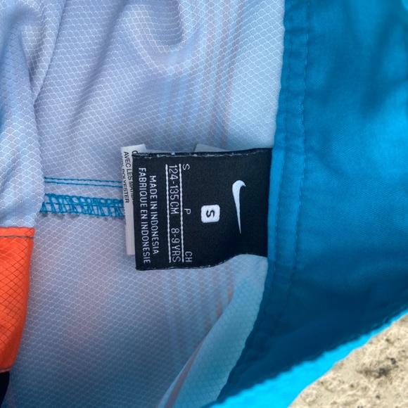 Nike board shorts - Picture 3 of 4